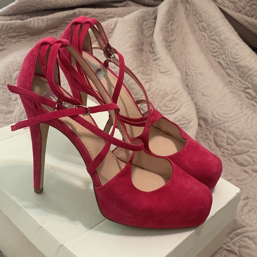 Dolce Vita bright pink suede platform heels